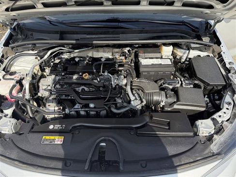 Certified 2025 Toyota Corolla LE image 24