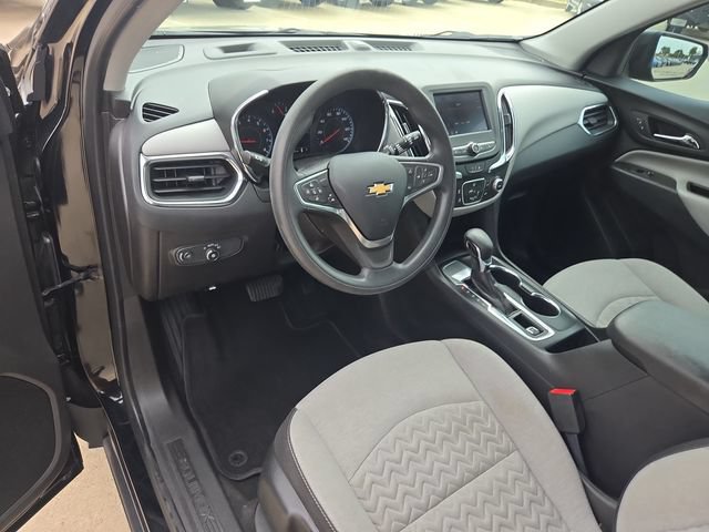 Used 2023 Chevrolet Equinox LS FWD image 10