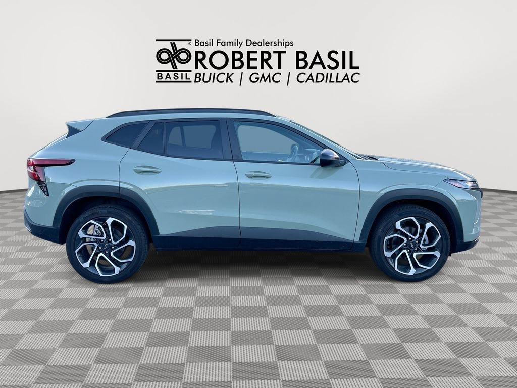 Used 2024 Chevrolet Trax RS FWD image 9