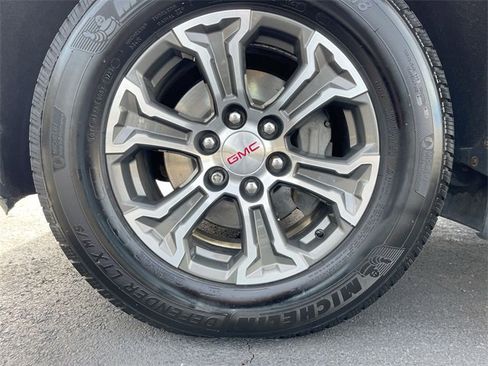 Used 2020 GMC Sierra 1500 SLT image 31