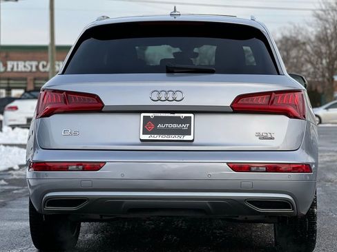 Used 2018 Audi Q5 2.0T Premium Plus w/ Premium Plus Package image 6