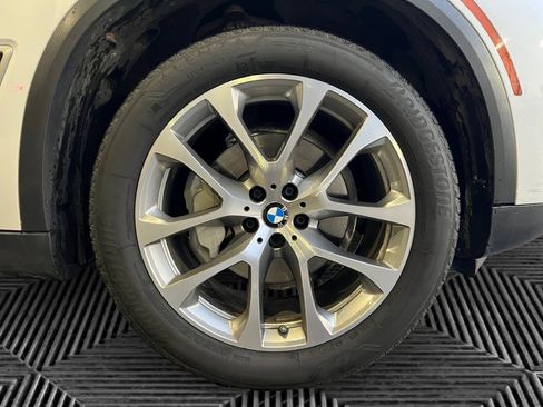 Used 2019 BMW X5 xDrive40i image 12