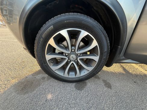 Used 2017 Nissan Juke SL image 26