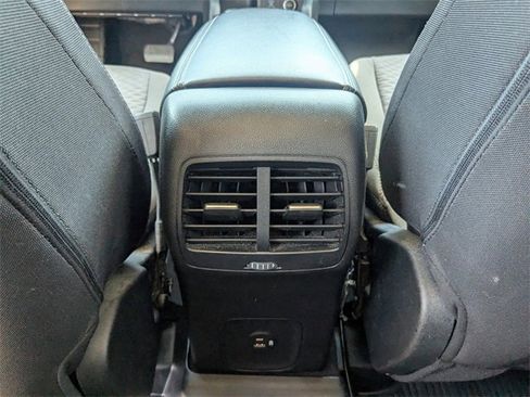 Used 2021 Ford Escape SE w/ Convenience Package image 17