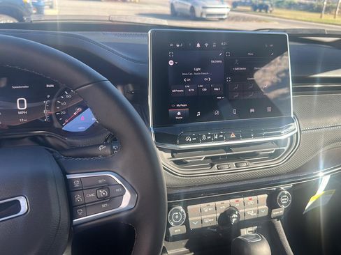 New 2026 Jeep Compass Latitude w/ Quick Order Package 29K image 11