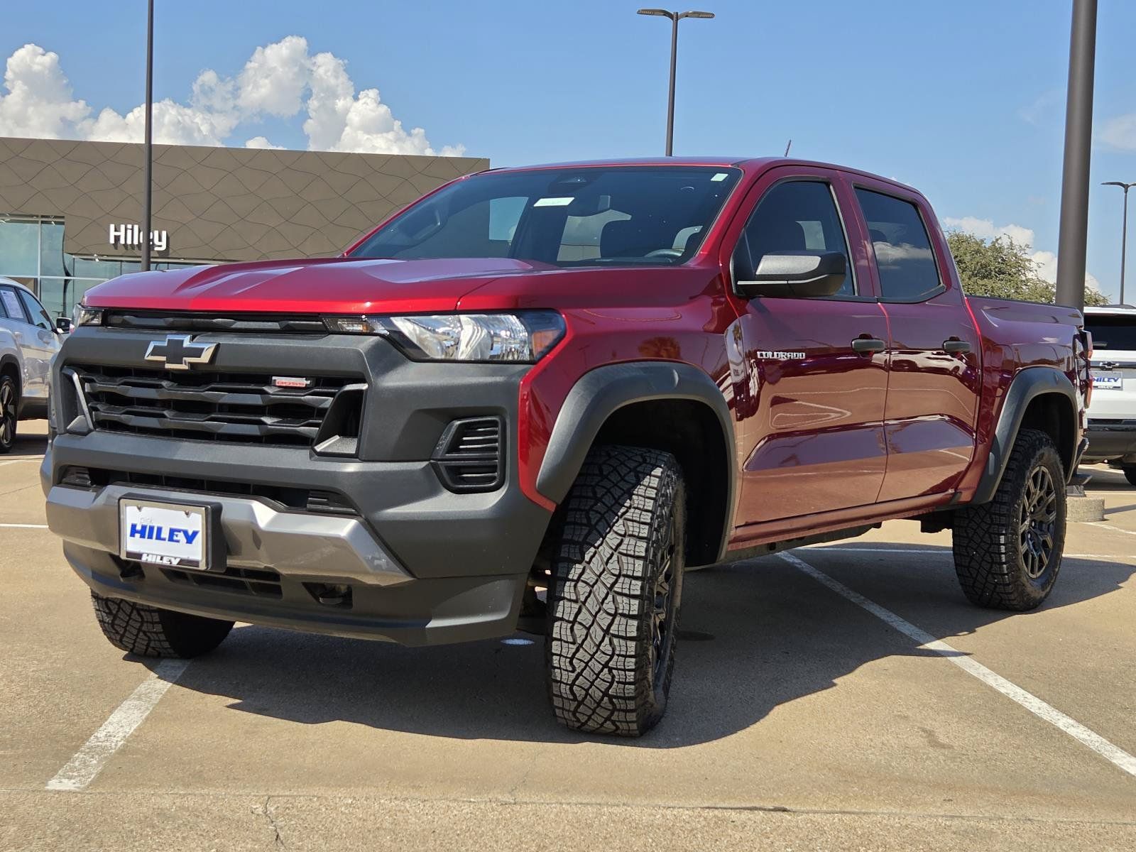 Used 2023 Chevrolet Colorado Trail Boss AWD/4WD image 2