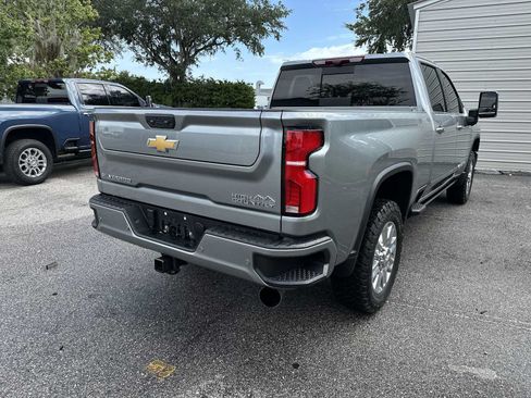 Certified 2025 Chevrolet Silverado 2500 High Country w/ Technology Package AWD/4WD image 6