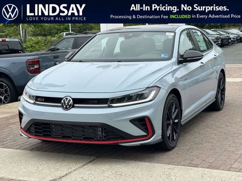New 2026 Volkswagen Jetta GLI Autobahn FWD image 4