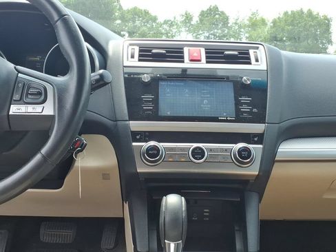 Used 2016 Subaru Outback 2.5i Premium AWD/4WD image 15