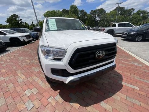Used 2022 Toyota Tacoma SR w/ SX Package RWD image 36