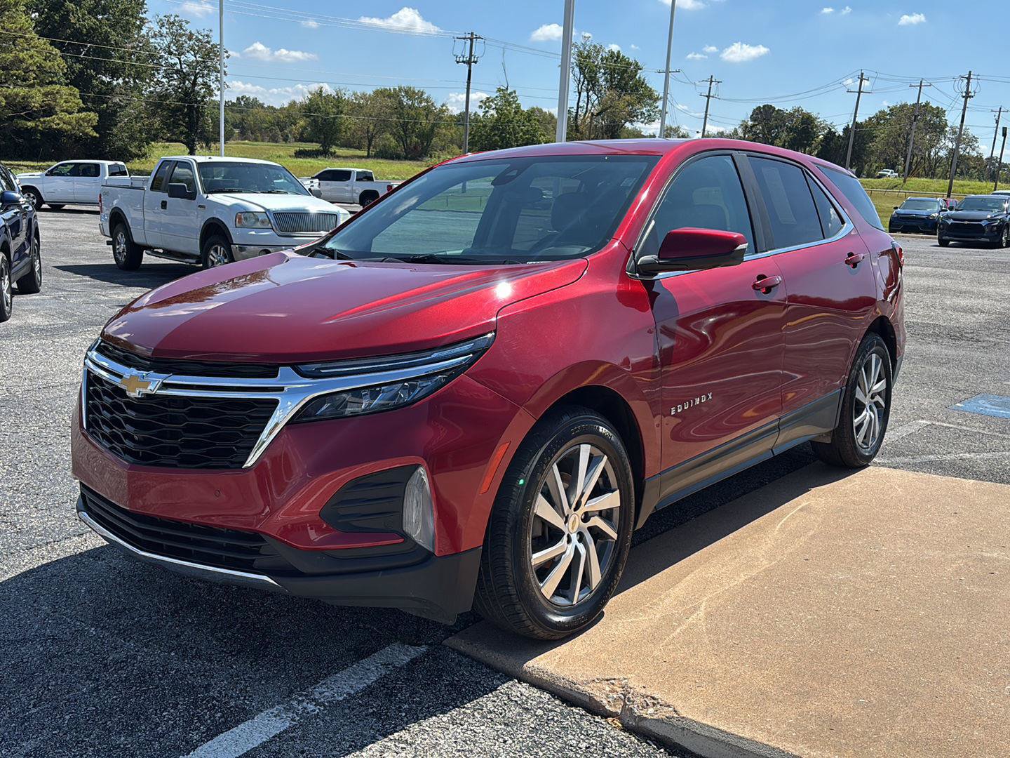 Used 2023 Chevrolet Equinox LT FWD image 6