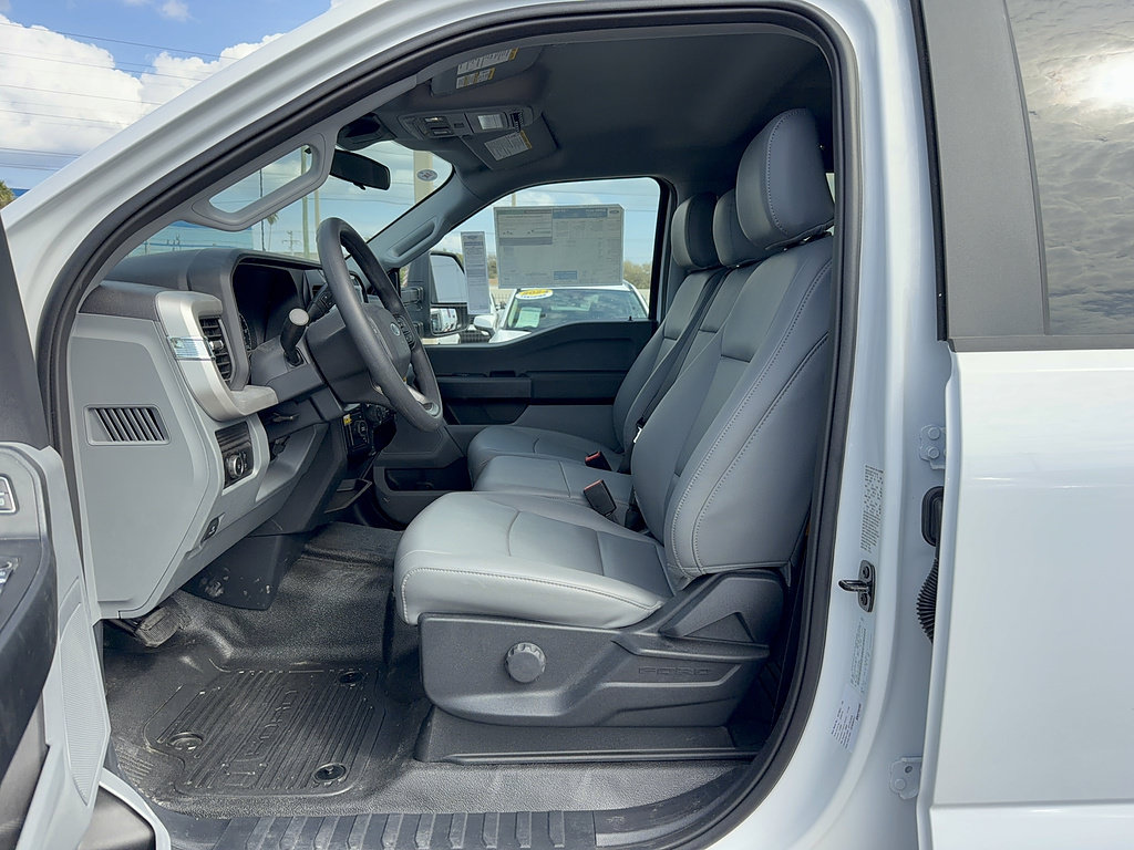 New 2026 Ford F350 XL w/ XL Chrome Package AWD/4WD image 27