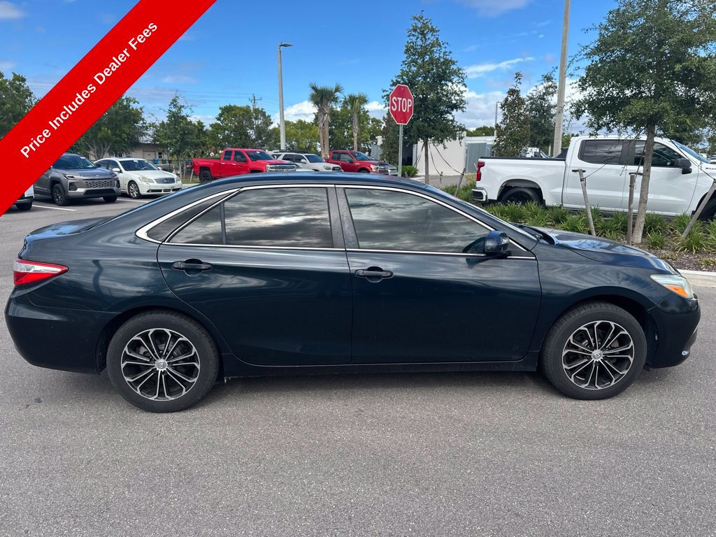 Used 2017 Toyota Camry LE FWD image 6
