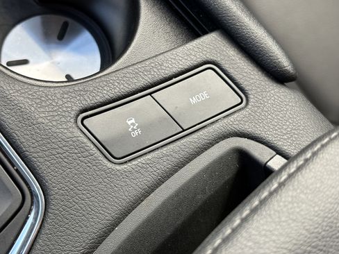 Used 2023 Cadillac XT5 Luxury image 25