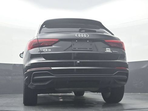 Used 2025 Audi Q3 2.0T Premium AWD/4WD image 31
