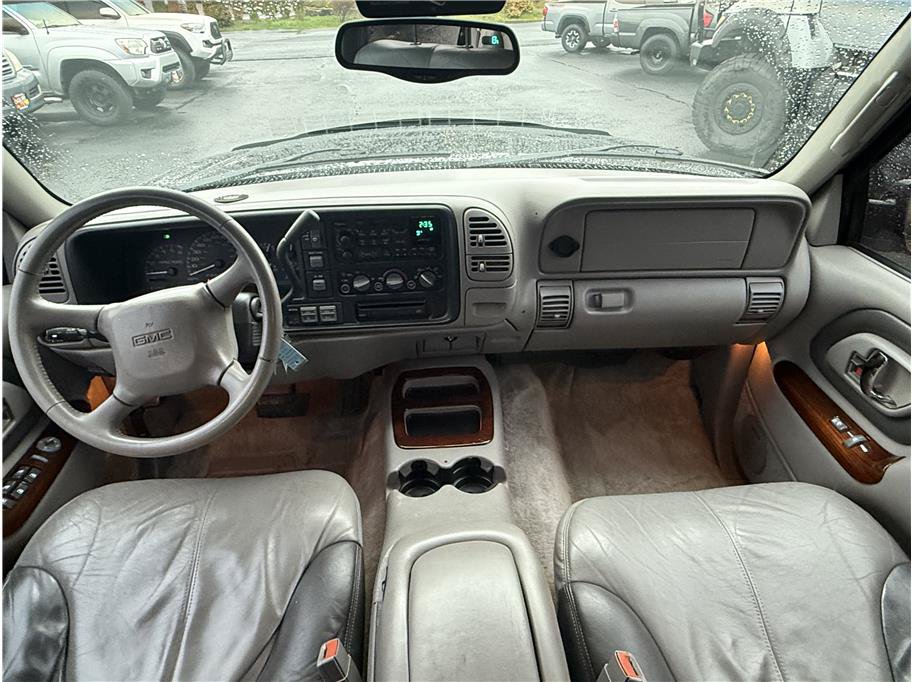 Used 1999 GMC Yukon Denali AWD/4WD image 26