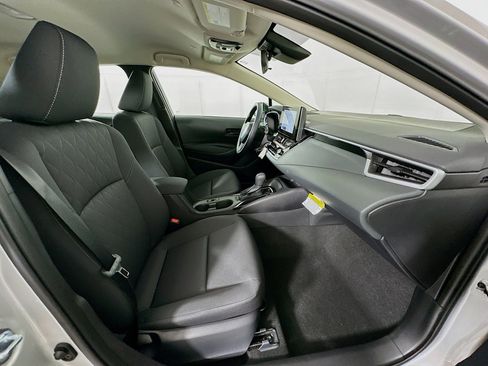Used 2026 Toyota Corolla LE image 29