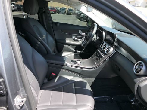 Used 2019 Mercedes-Benz C 300 Sedan image 27