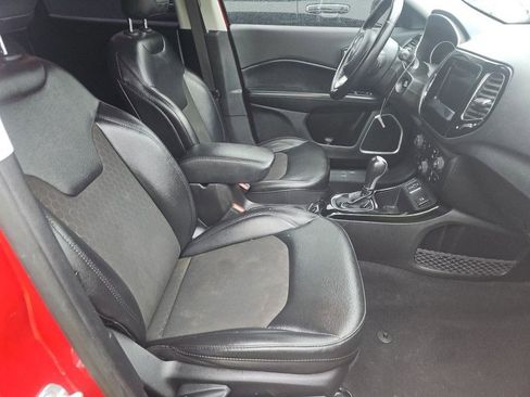 Used 2020 Jeep Compass Altitude image 27