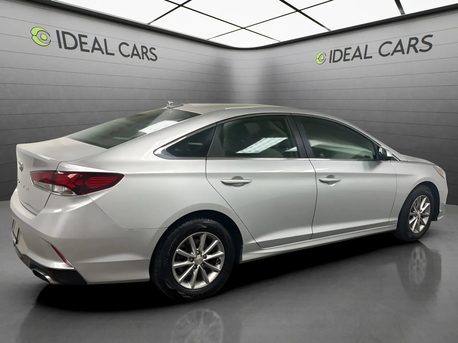 Used 2018 Hyundai Sonata SE FWD image 5