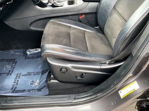 Used 2020 Jeep Grand Cherokee Altitude image 32