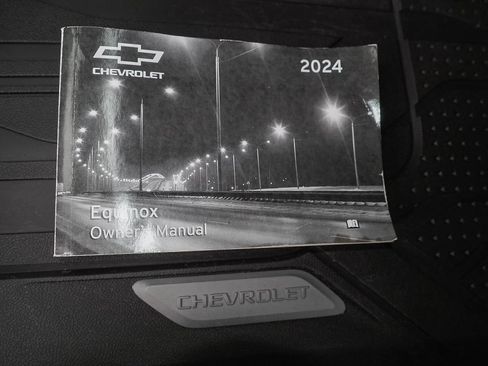 Certified 2024 Chevrolet Equinox RS AWD/4WD image 39