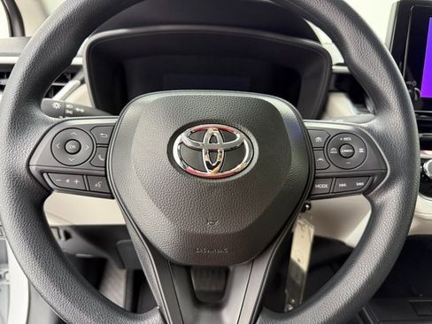 New 2026 Toyota Corolla Cross L image 10