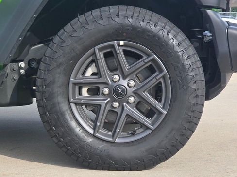 Used 2026 Jeep Wrangler Unlimited Sport AWD/4WD image 25
