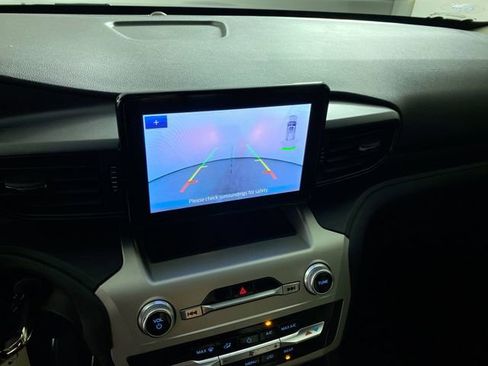 Used 2022 Ford Explorer 4WD image 7