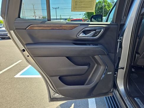 Used 2023 Chevrolet Tahoe Premier AWD/4WD image 50