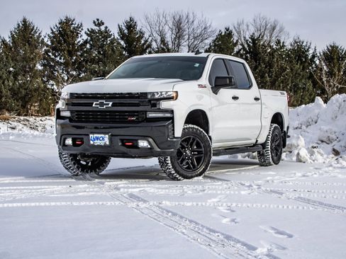 Used 2019 Chevrolet Silverado 1500 LT Trail Boss image 39