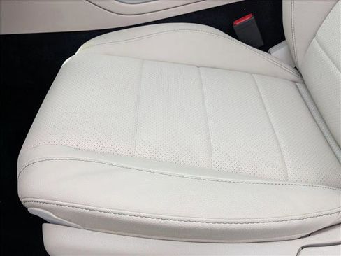 New 2026 Mercedes-Benz GLS 450 4MATIC image 4