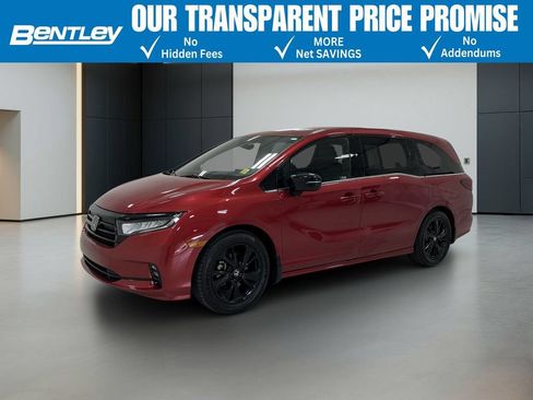 Used 2024 Honda Odyssey Sport image 1