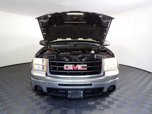 Used 2009 GMC Sierra 1500 SLE w/ Power Pack Plus AWD/4WD image 35