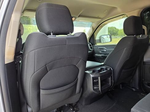 Used 2019 RAM 1500 Big Horn AWD/4WD image 32