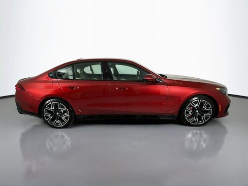 Used 2025 BMW i5 eDrive40i w/ M Sport Package RWD image 8