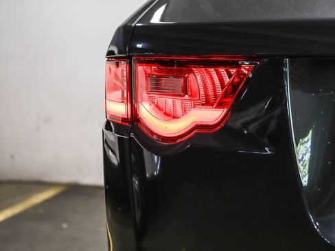 Used 2017 Jaguar F-PACE S AWD/4WD image 11