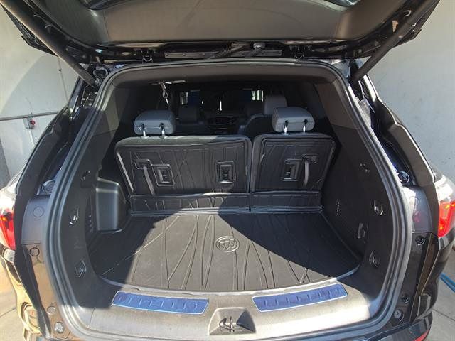 Used 2023 Buick Enclave Essence w/ Sport Touring Edition FWD image 23