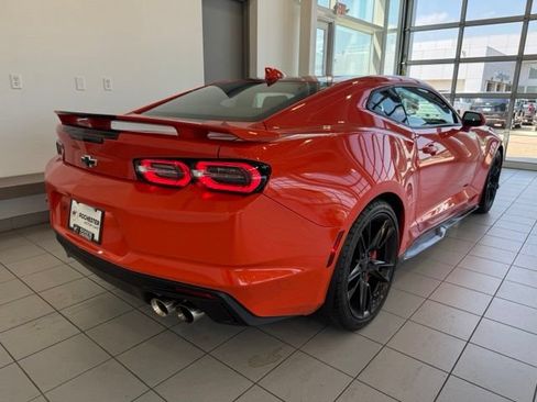 Used 2021 Chevrolet Camaro SS RWD image 35