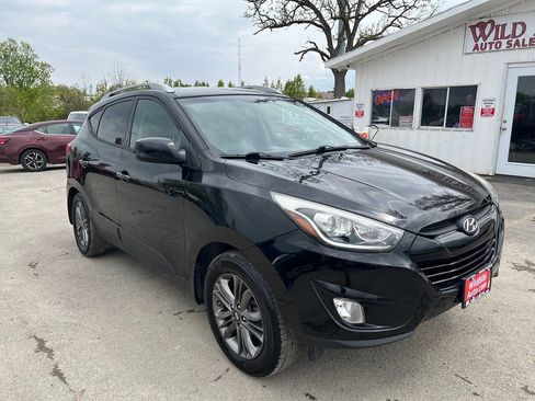 Used 2014 Hyundai Tucson SE AWD/4WD image 3