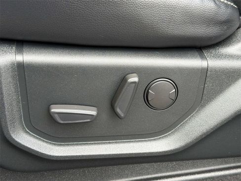 Used 2020 Ford F250 Lariat image 23