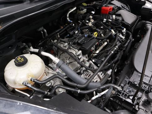 Used 2022 Ford Escape SE w/ SE Sport Appearance Package image 14