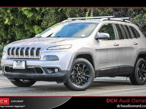 Used 2018 Jeep Cherokee Limited image 1