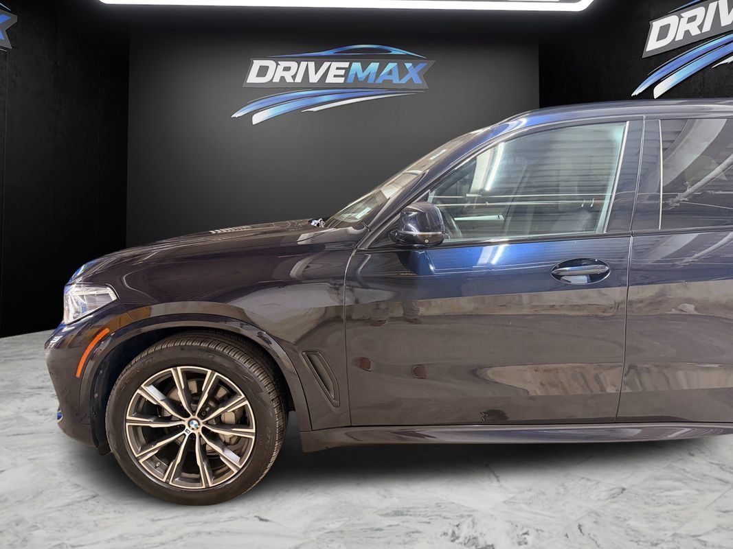 Used 2019 BMW X5 xDrive40i w/ M Sport Package AWD/4WD image 9