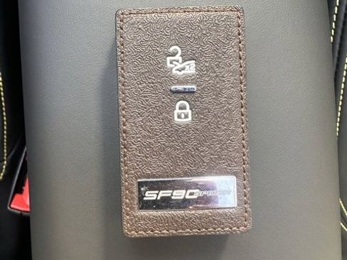 Used 2022 Ferrari SF90 Spider image 41