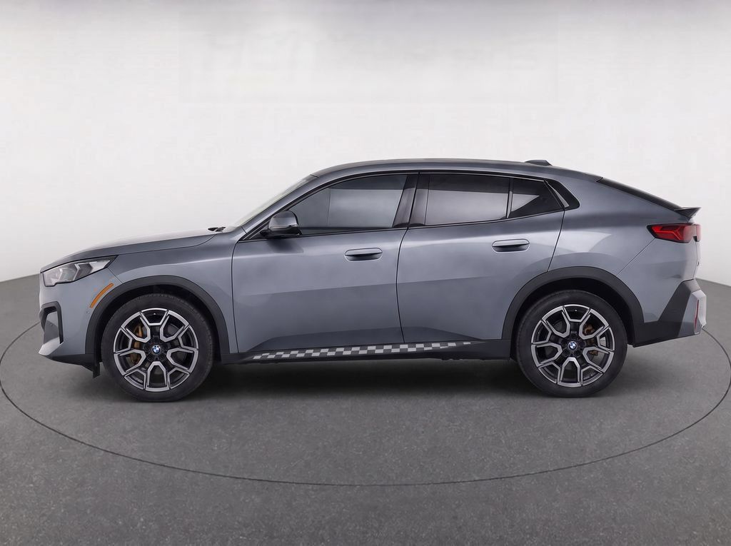 Certified 2025 BMW X2 xDrive28i w/ Premium Package AWD/4WD image 30