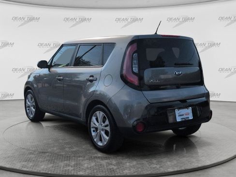 Used 2016 Kia Soul + FWD image 5