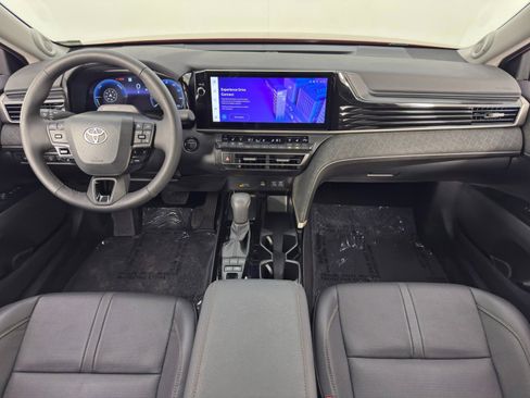 Used 2025 Toyota Camry XLE w/ Premium Plus Package image 12