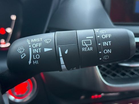 Certified 2025 Acura ADX A-Spec image 32