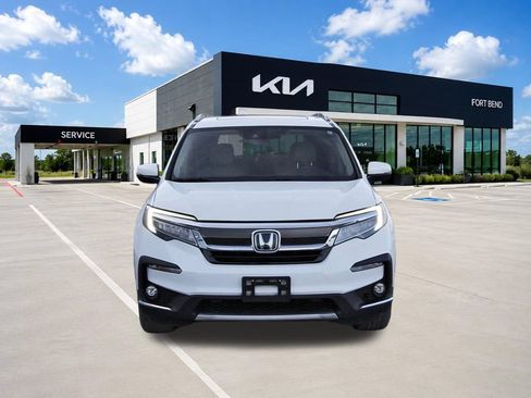 Used 2020 Honda Pilot Touring image 2